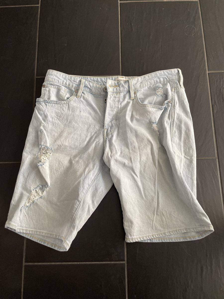 Jack & Jones Jeans: Jack&Jones Jeans-Shorts Gr.L – D'occasion à Bassersdorf par Bryan-00
